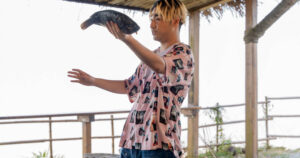 鹿希派放任鍋子乾燒狂冒白煙　炎亞綸猛虧「在煮巫師湯」